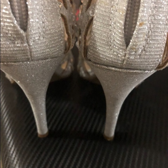 Zigi Soho Women’s Duran Fabric Open Toe. - Picture 7 of 8